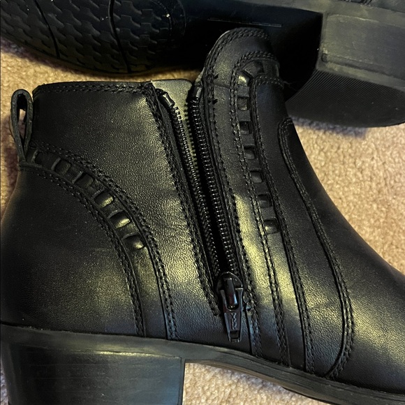 Rockport booties - Picture 7 of 7